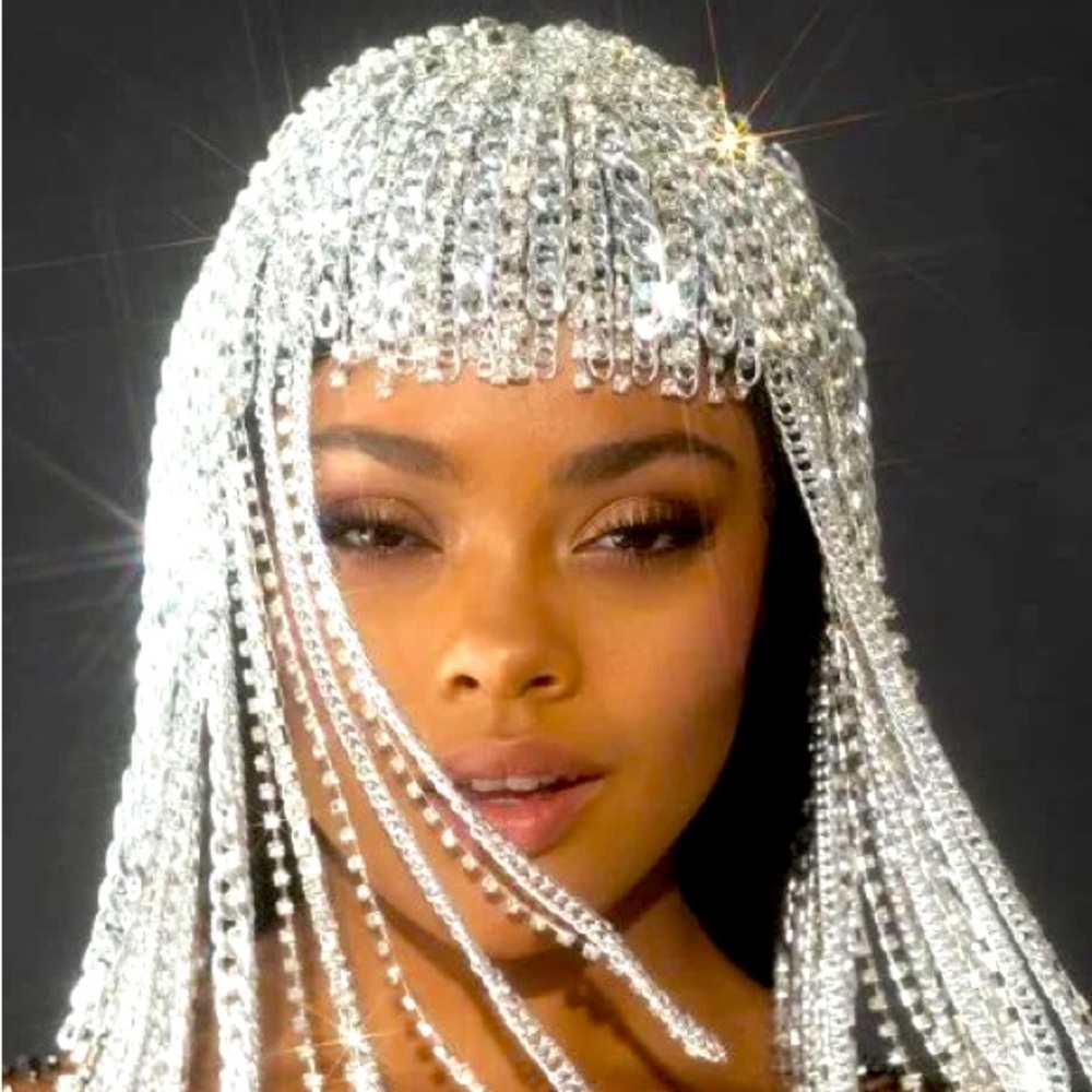 QUEEN OF EVERYTHING RHINESTONE WIG